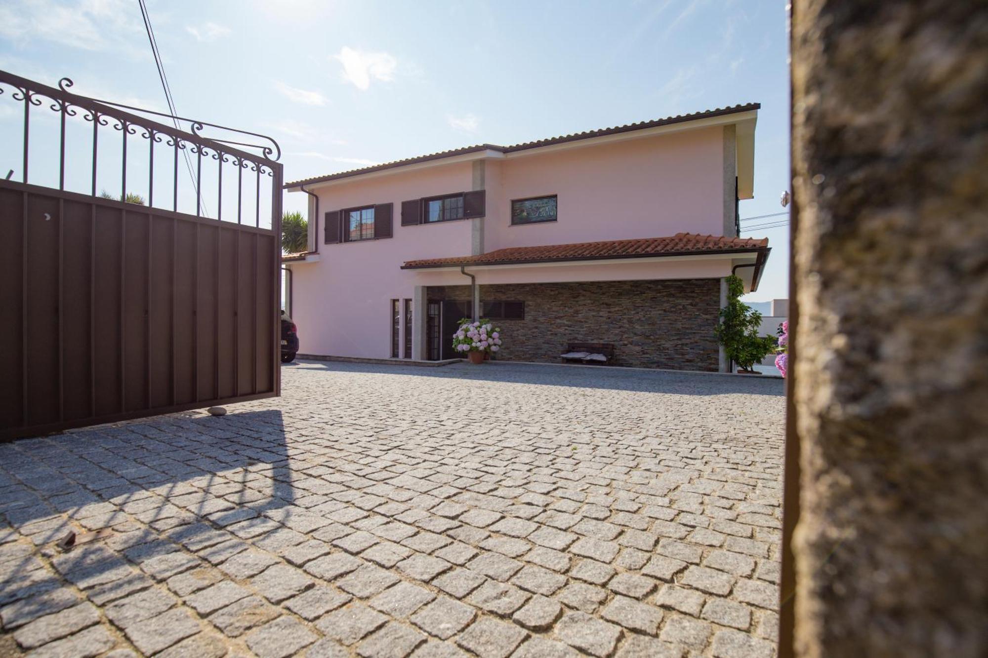 Suite Em Viana Do Castelo Exterior photo